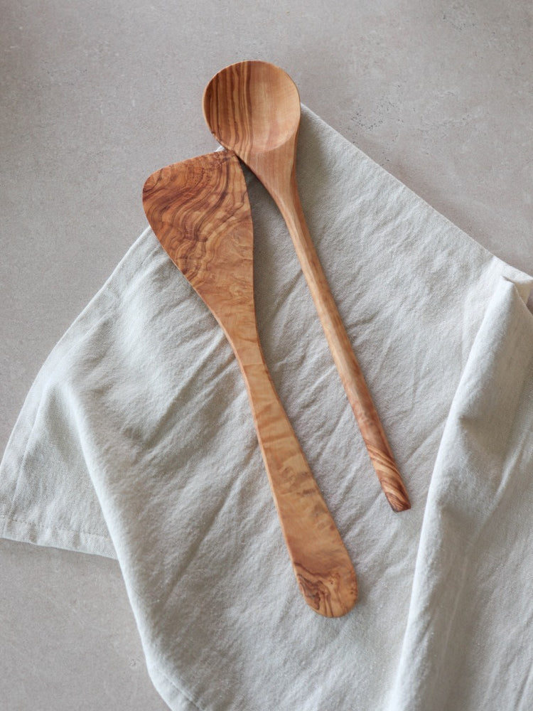 Olivewood Kitchen spoons Ollie